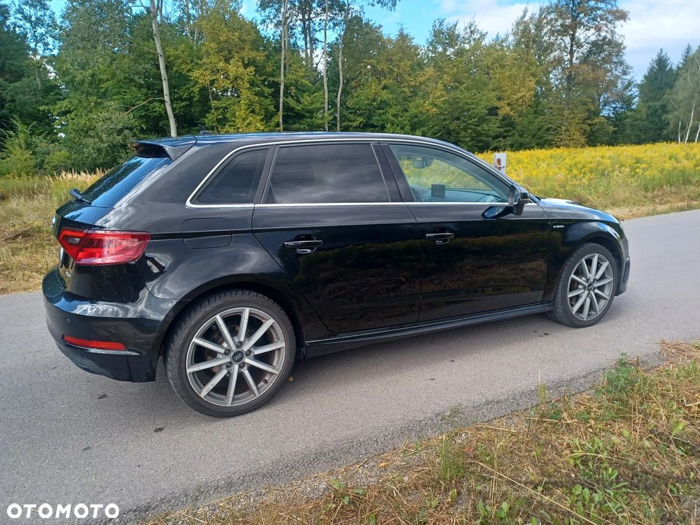 Audi A3 Sportback 1.4 TFSI e-tron S tronic - 12