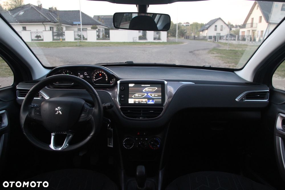 Peugeot 2008 1.6 e-HDi Active S&S - 12