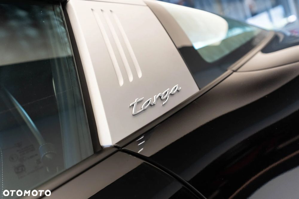 Porsche 911 Targa 4S - 30