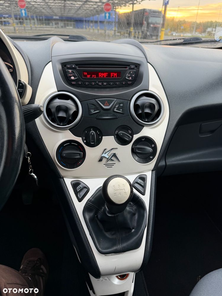 Ford KA 1.2 Titanium (air2) - 7