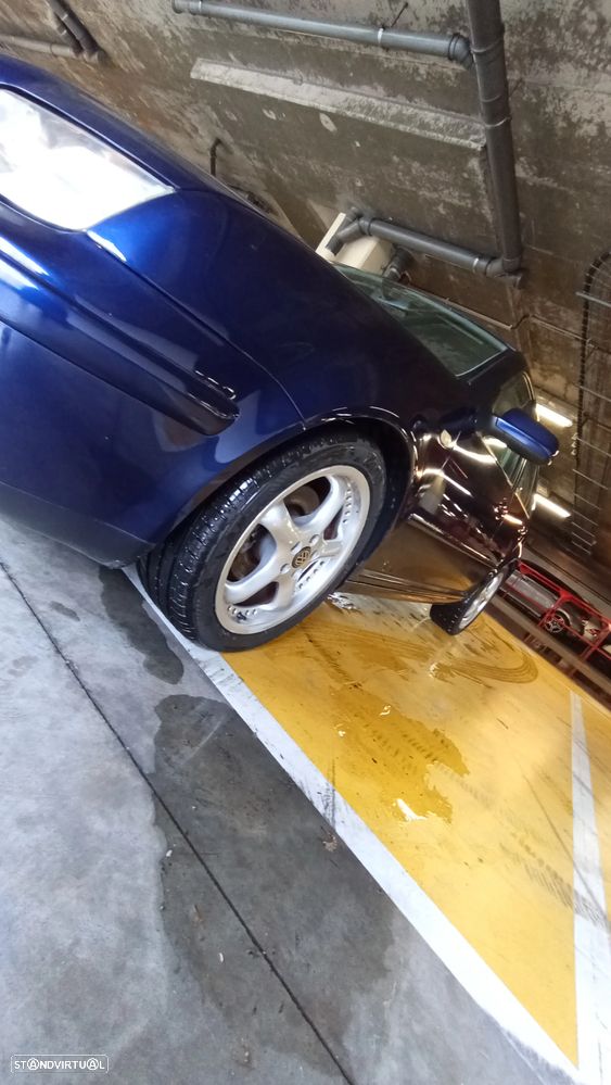 VW Bora 1.6 Comfortline - 2