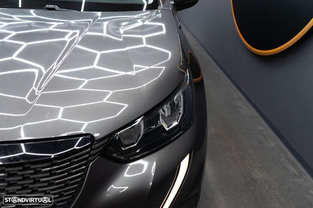 Peugeot 2008 1.2 PureTech Allure Pack EAT8 - 47