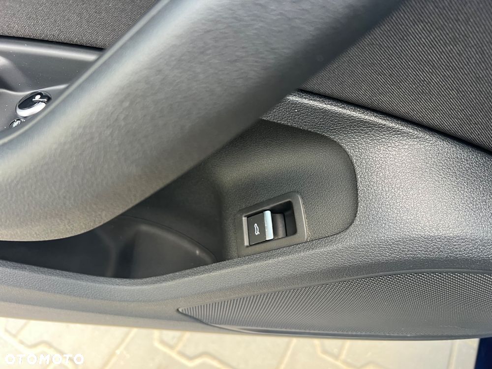 Audi A4 Avant 35 TDI S tronic - 13