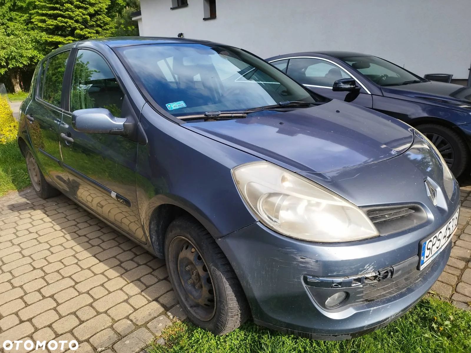 Renault Clio - 1