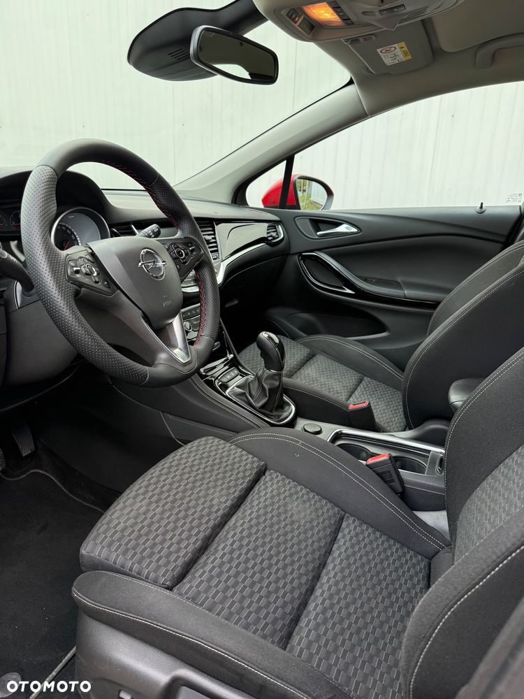 Opel Astra 1.4 T Elite - 36