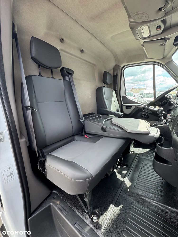 Renault Master - 15