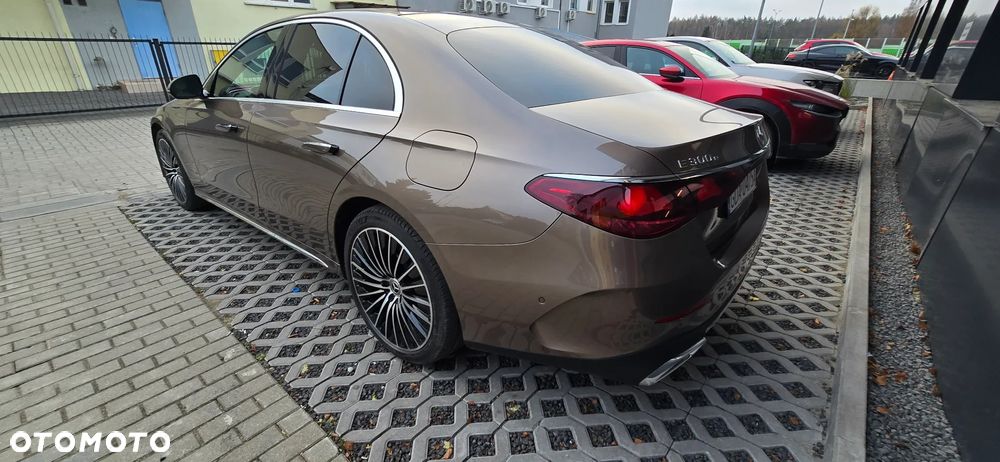 Mercedes-Benz Klasa E - 13