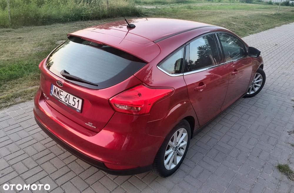 Ford Focus 2.0 16V Sport - 4