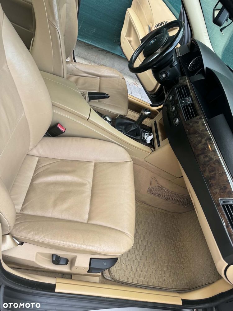 BMW Seria 5 530i - 7