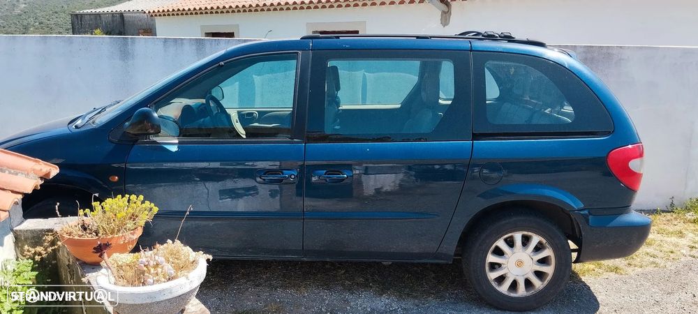 Chrysler Voyager 2.5 CRD LX - 2