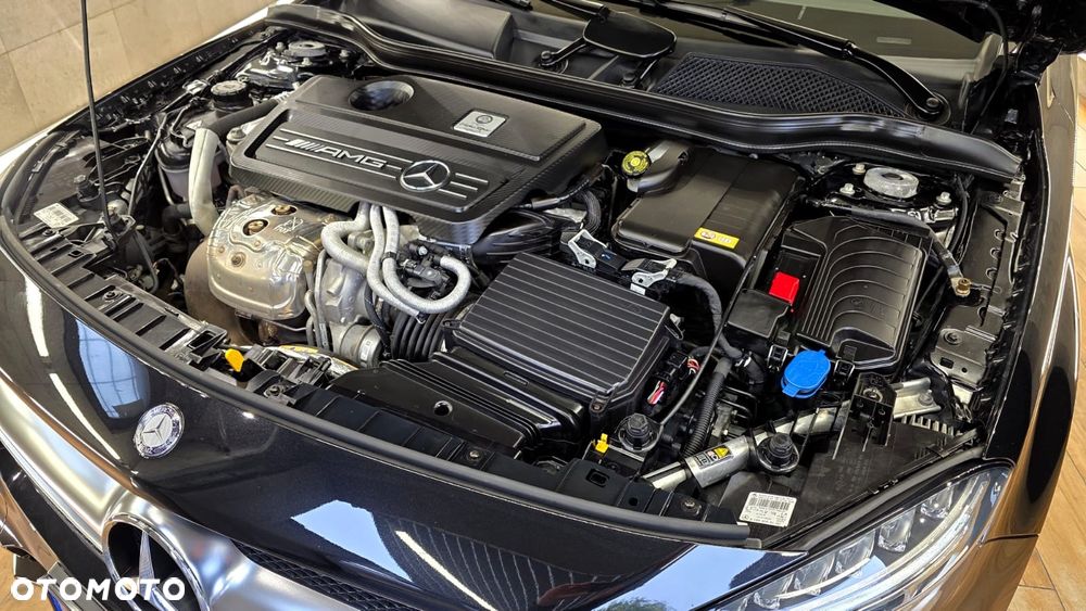 Mercedes-Benz GLA AMG 45 4-Matic - 13