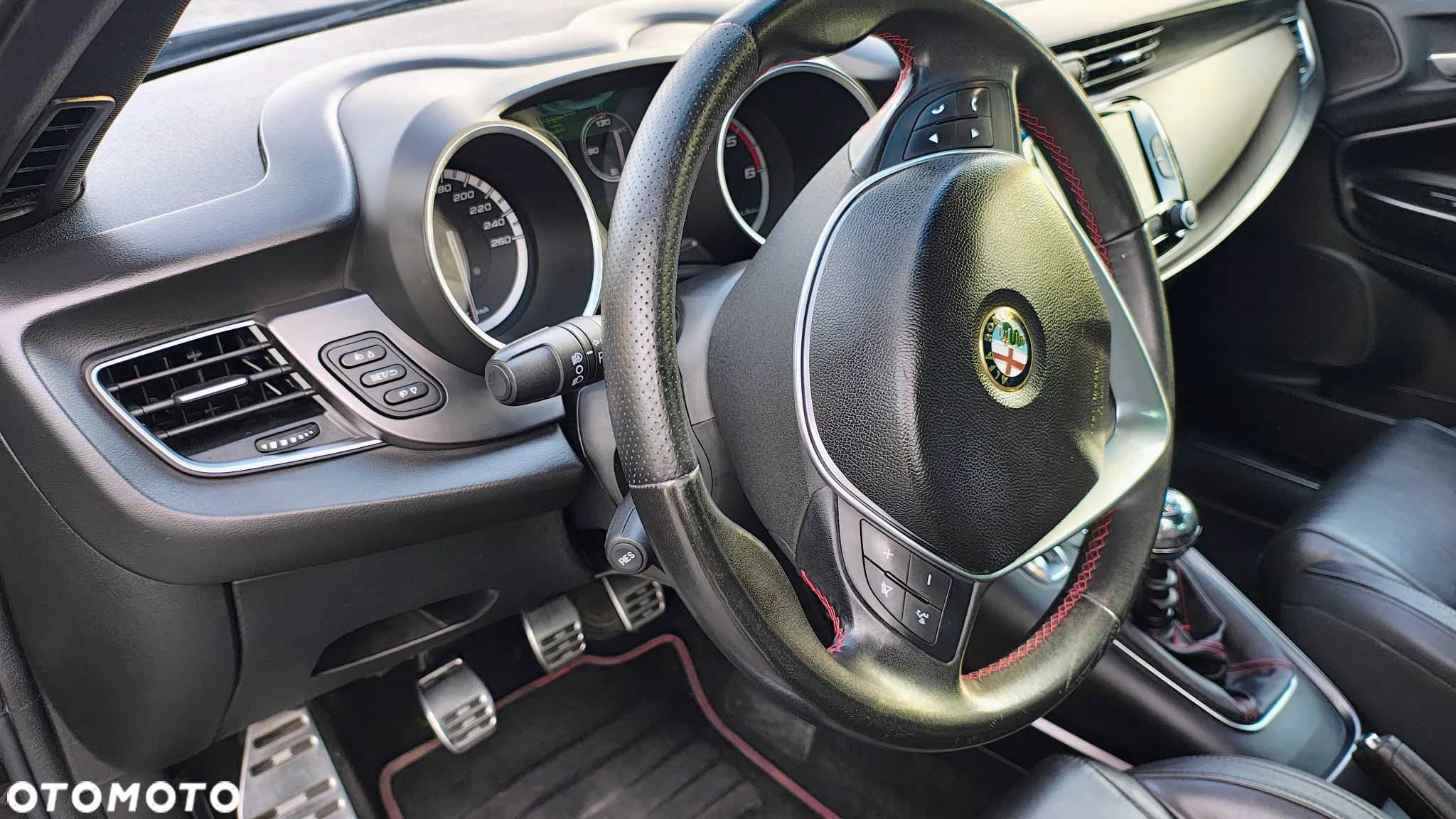 Alfa Romeo Giulietta 2.0 JTDM 16V - 13