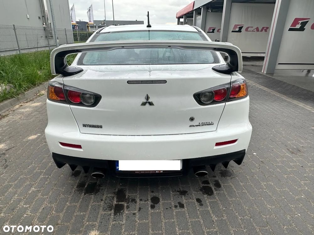 Mitsubishi Lancer Evolution GSR - 11