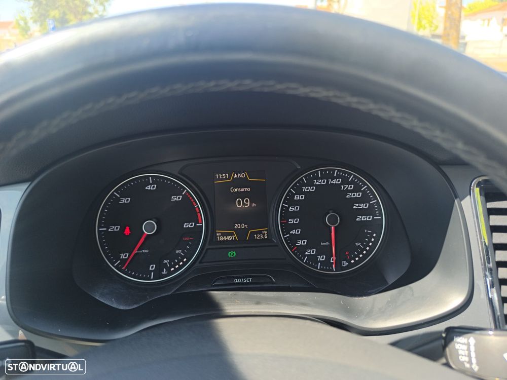 SEAT Ateca 1.6 TDI ECOMOTIVE Reference - 6