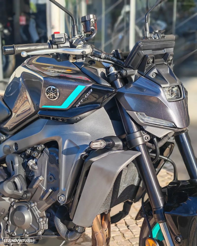 Yamaha MT-09 Y-AMT - 2
