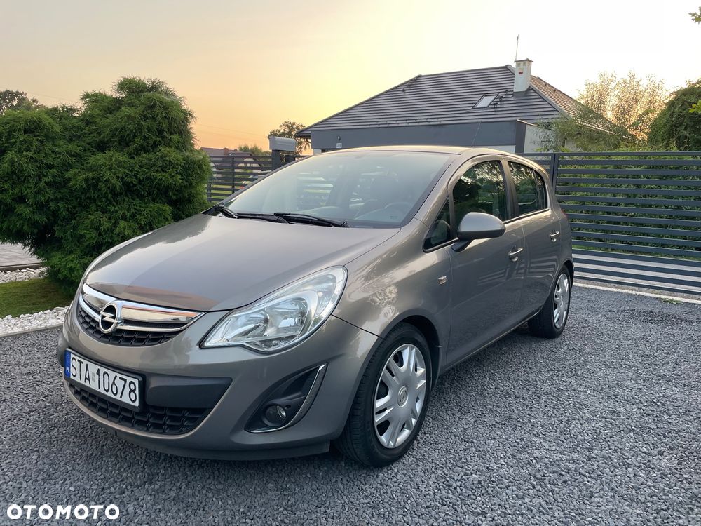 Opel Corsa 1.4 16V Cosmo - 1