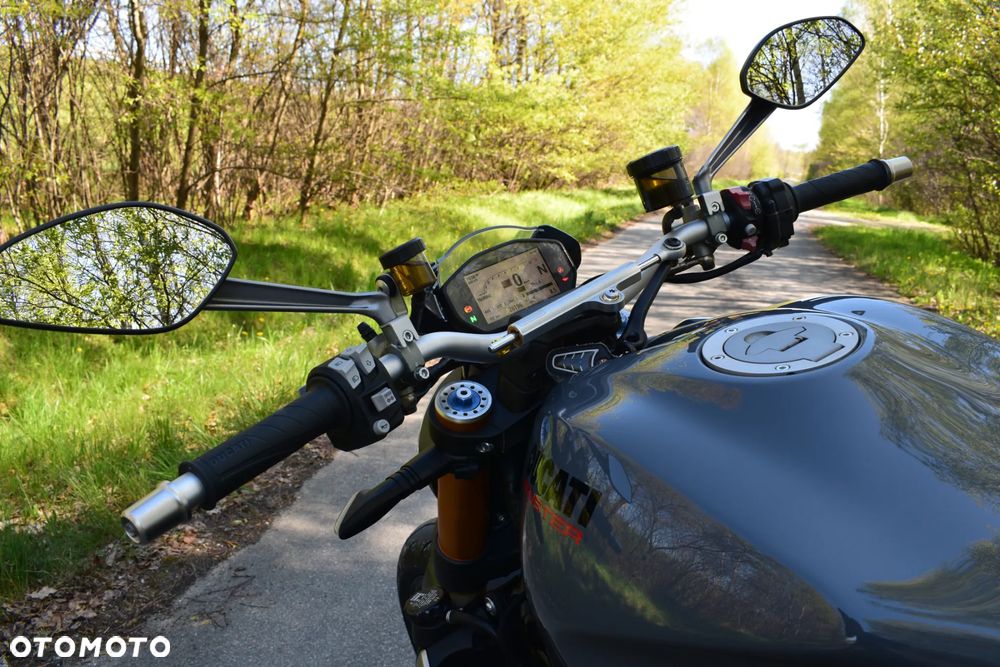 Ducati Monster - 21