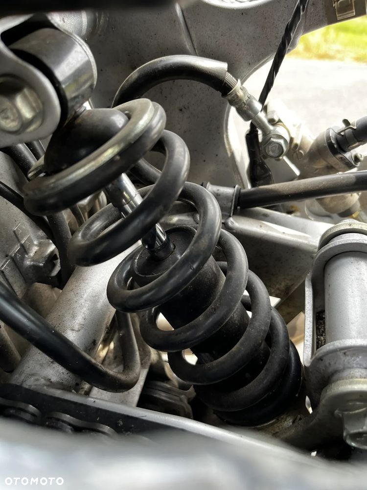 Suzuki GS - 11
