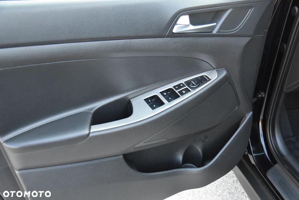 Hyundai Tucson 1.6 GDi 2WD Trend - 26