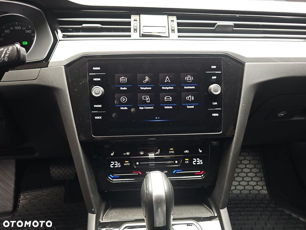 Volkswagen Passat Variant 1.5 TSI EVO Business DSG - 17