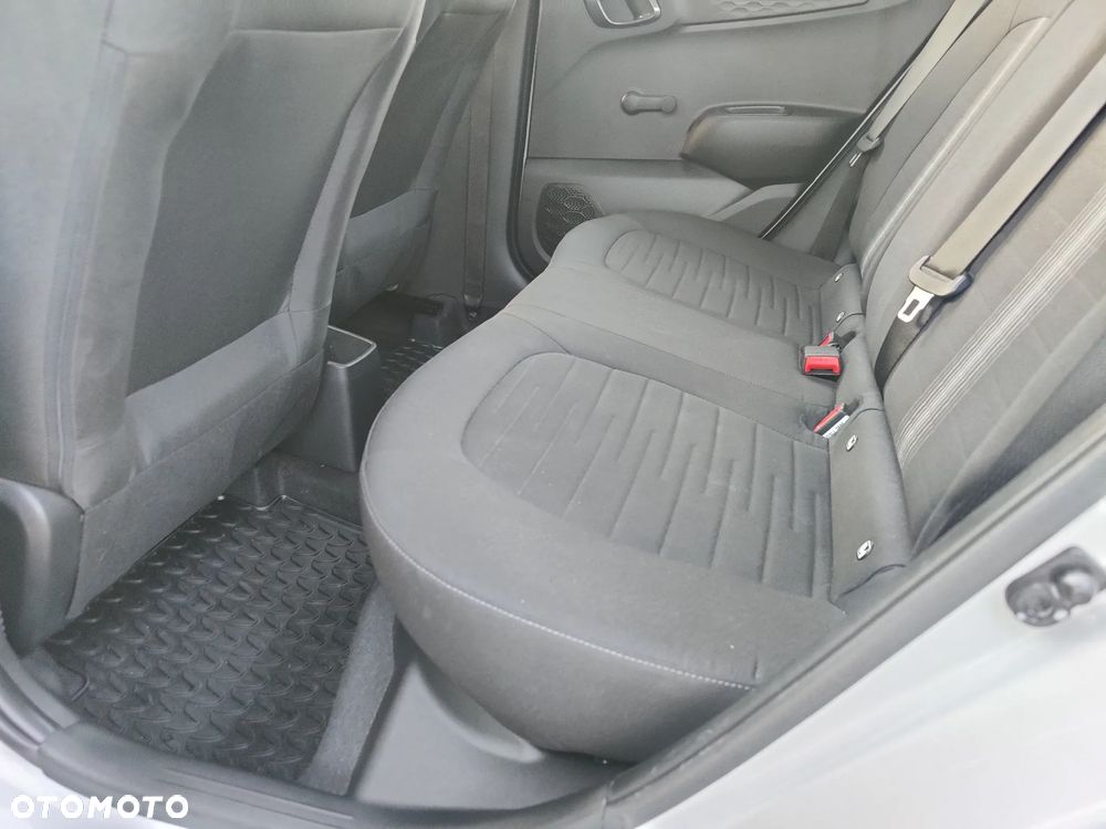 Hyundai i10 1.0 Pure - 16