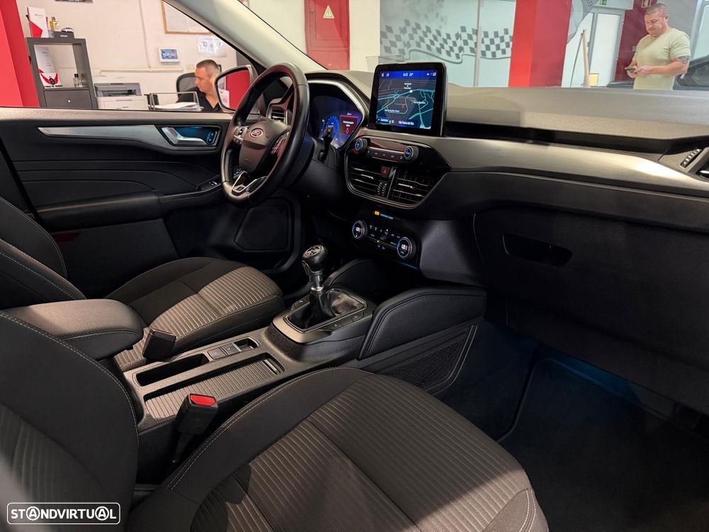 Ford Kuga 1.5 TDCi EcoBlue Titanium - 16