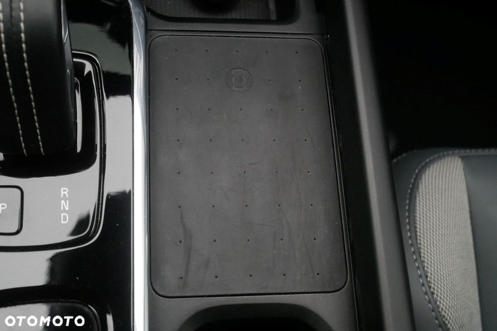 Volvo XC 60 - 25