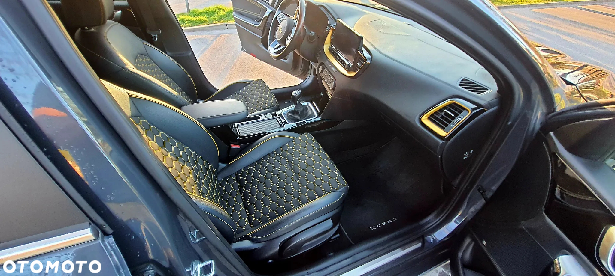 Kia XCeed 1.4 T-GDI OPF LAUNCH EDITION - 21
