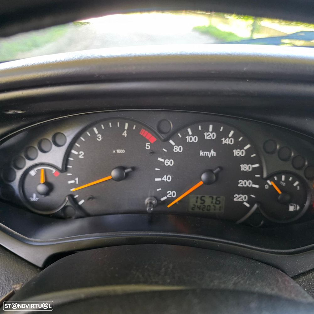 Ford Focus C-Max - 12