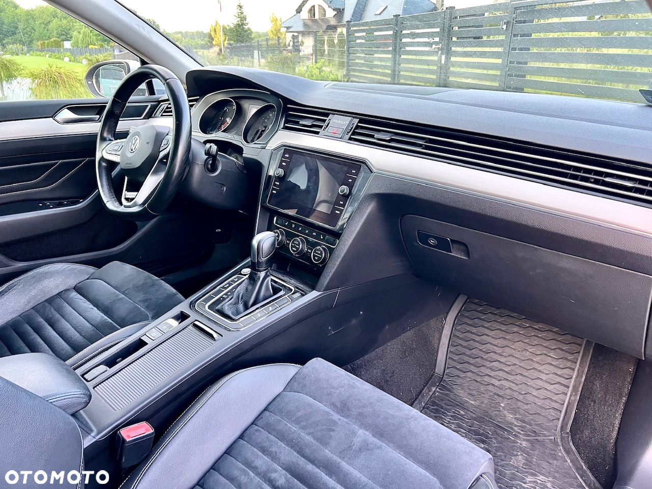 Volkswagen Passat 2.0 TDI 4Mot Elegance DSG - 21