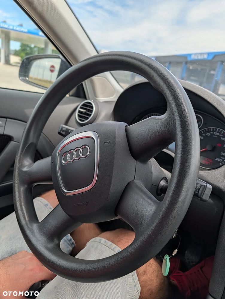 Audi A3 3-drzwiowe 1.9 TDIe DPF - 11