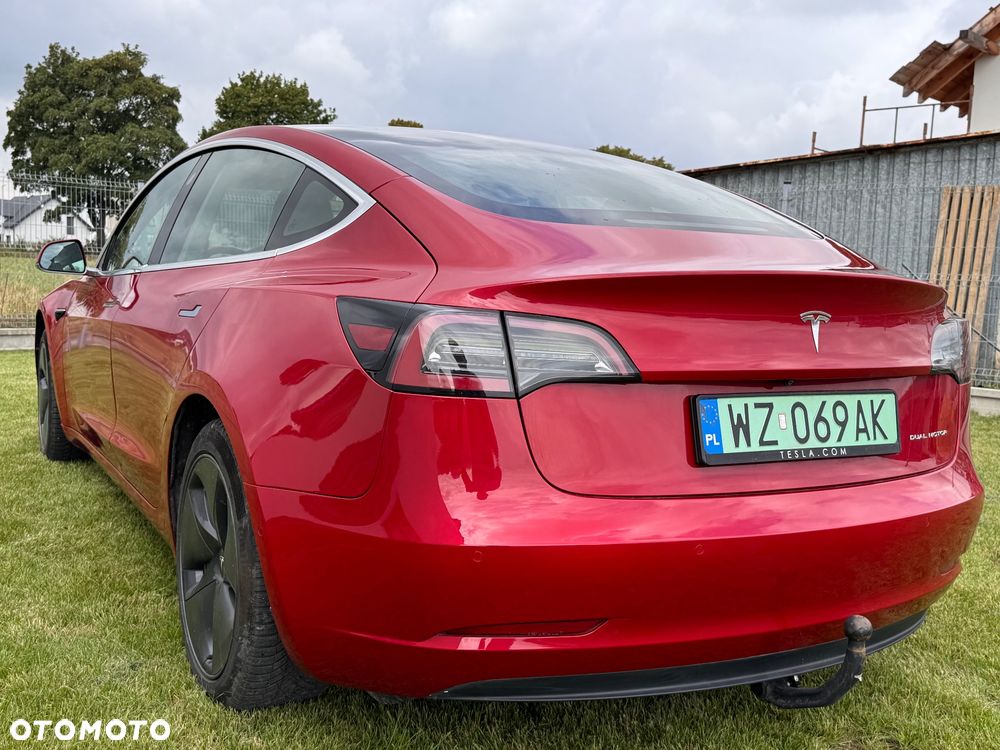 Tesla Model 3 - 12