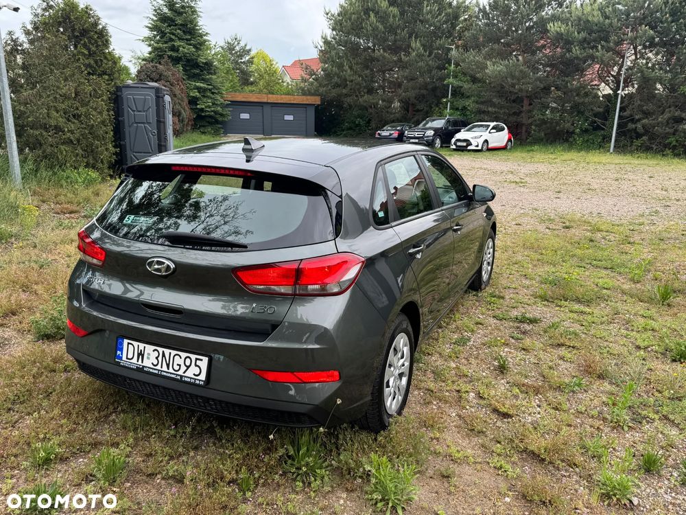 Hyundai i30 1.5 DPI Modern - 8