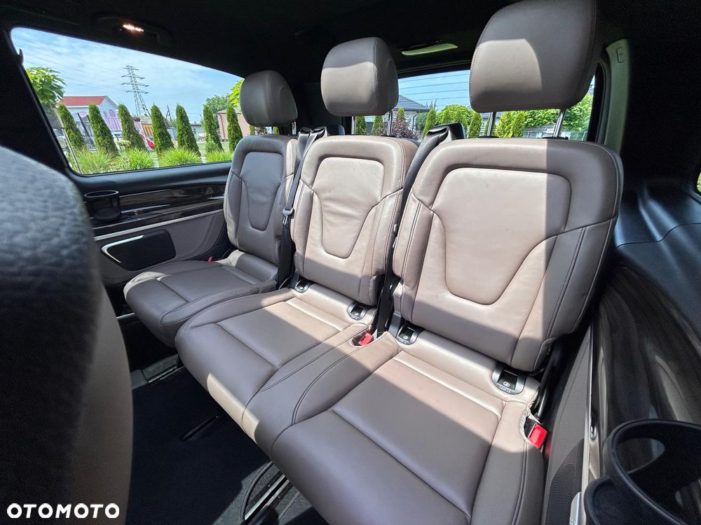 Mercedes-Benz Klasa V 300 d 4-Matic Avantgarde 9G-Tronic (d³ugi) - 21