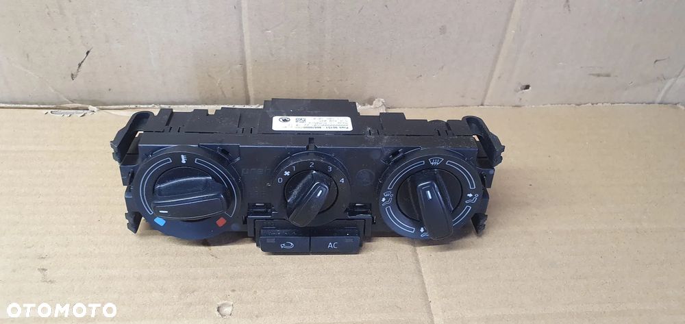 Panel nawiewu powietrza klimatyzacji Skoda Rapid 5JA820045 - 2