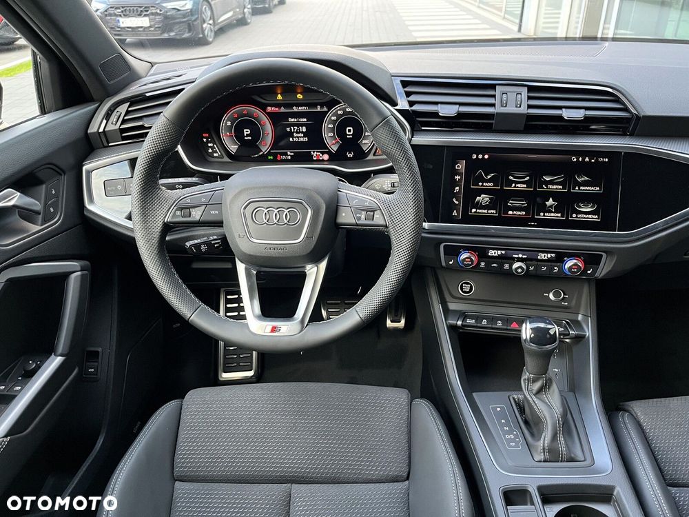 Audi Q3 Sportback - 15