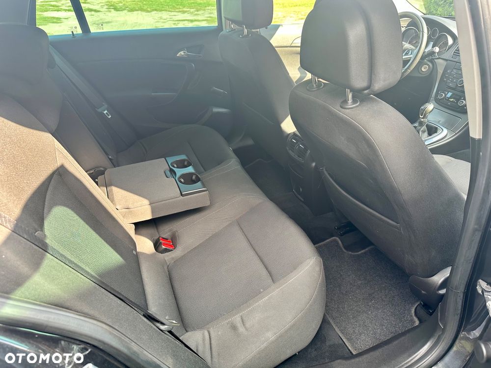 Opel Insignia - 14
