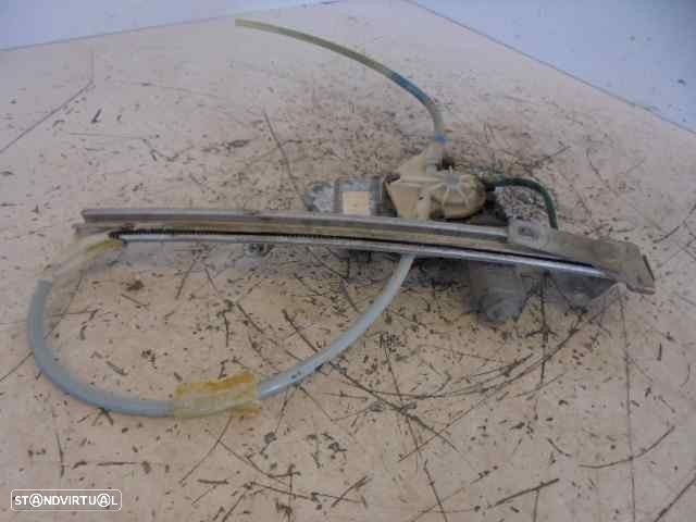 ELEVADOR DE VIDRO TRASEIRO ESQUERDO JEEP CHEROKEE 1997 - 2