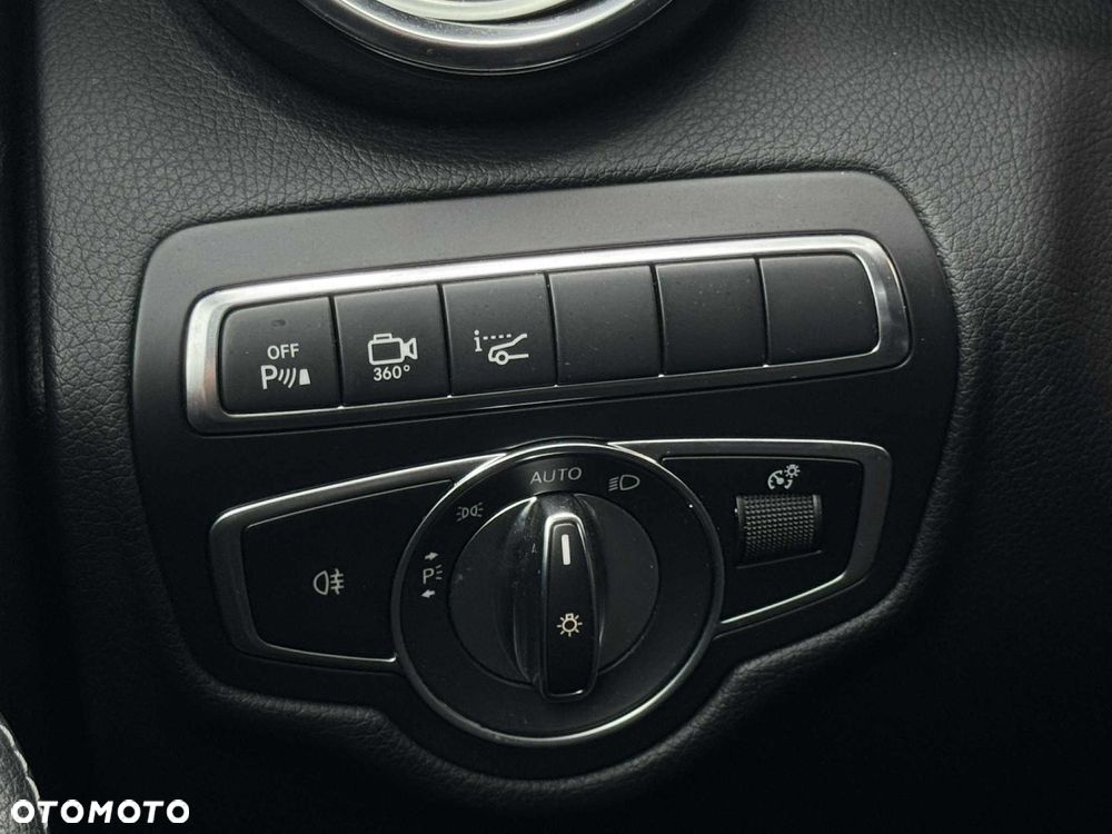 Mercedes-Benz GLC 300 4-Matic - 17