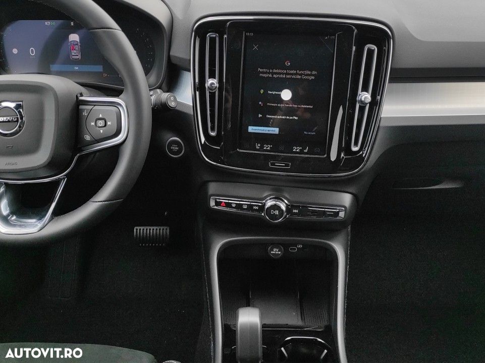 VOLVO XC40 2025 — imagine 15