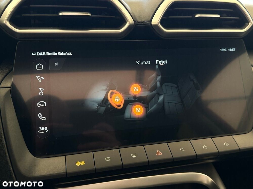 MG ZS Hybrid+ - 29
