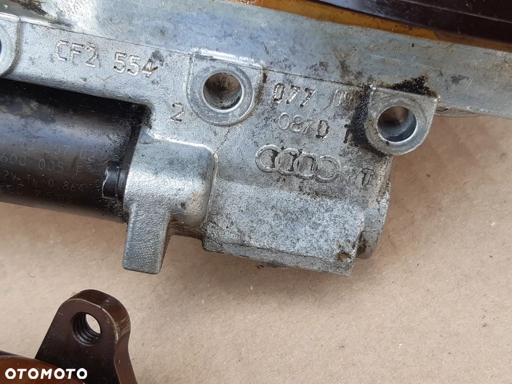 AUDI A8 D3 3.7 NASTAWNIK NAPINACZ WAŁKÓW 077109087D 077109088D - 5