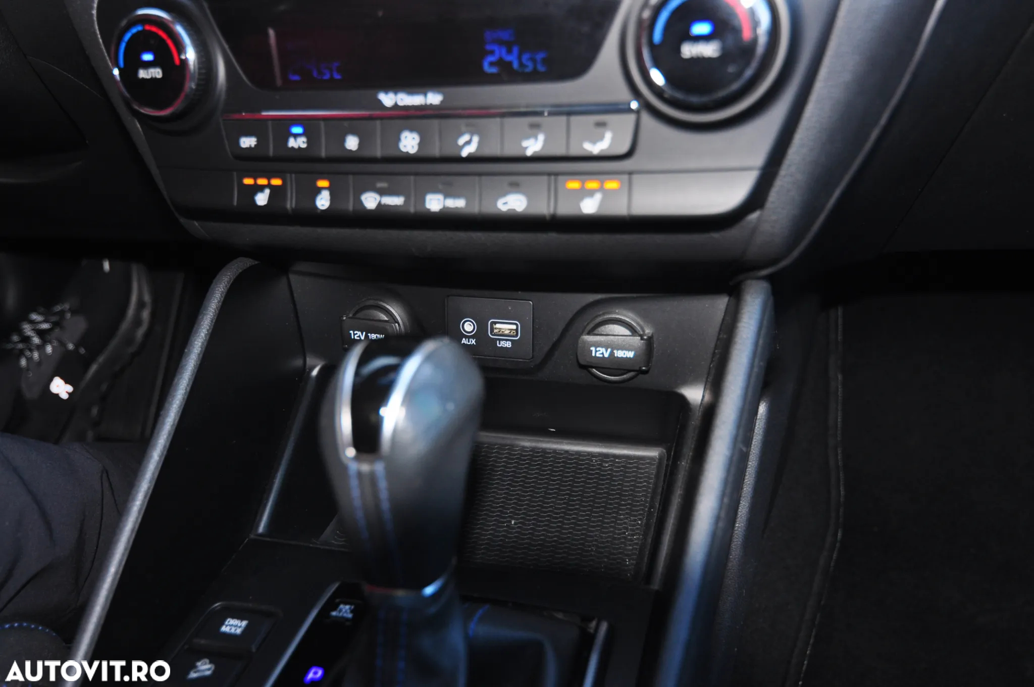 Hyundai Tucson blue 1.7 CRDi 2WD DCT Style - 23