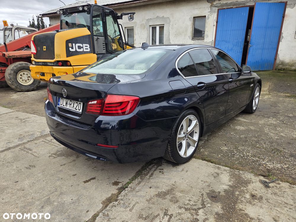 BMW Seria 5 520d Special Edition - 39