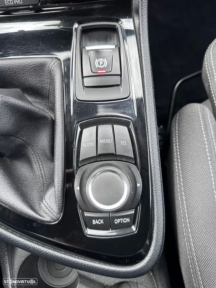 BMW 218 Active Tourer d Line Sport - 41