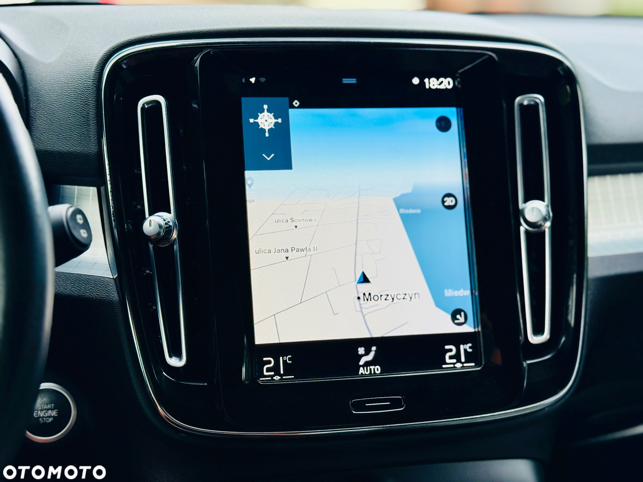 Volvo XC 40 T5 Plug-In Hybrid Momentum Pro - 5