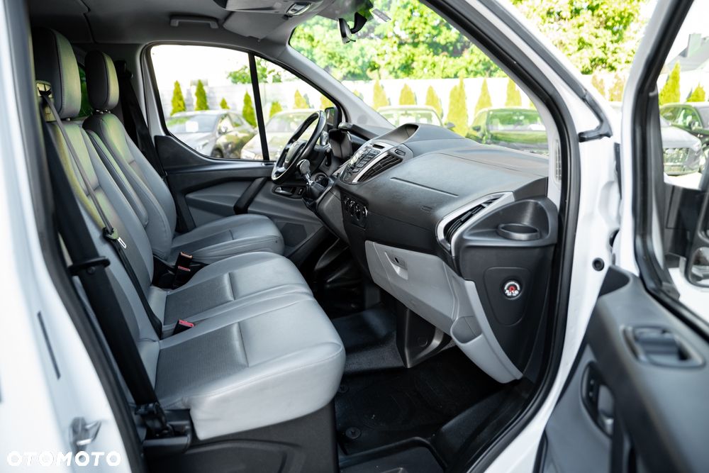 Ford Transit - 32