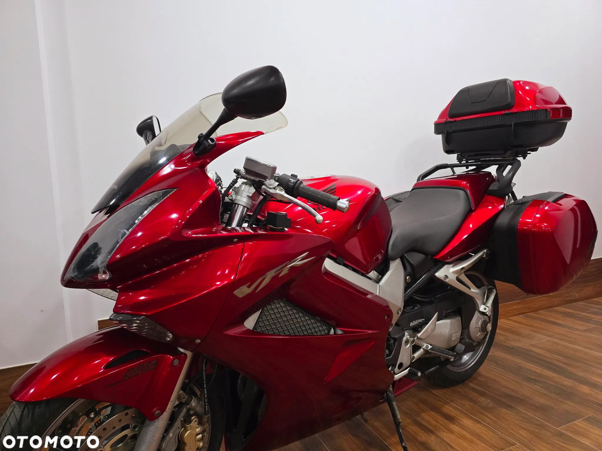 Honda VFR - 14