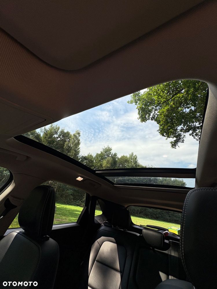 Ford Escape 2.0 EcoBoost AWD Titanium - 2