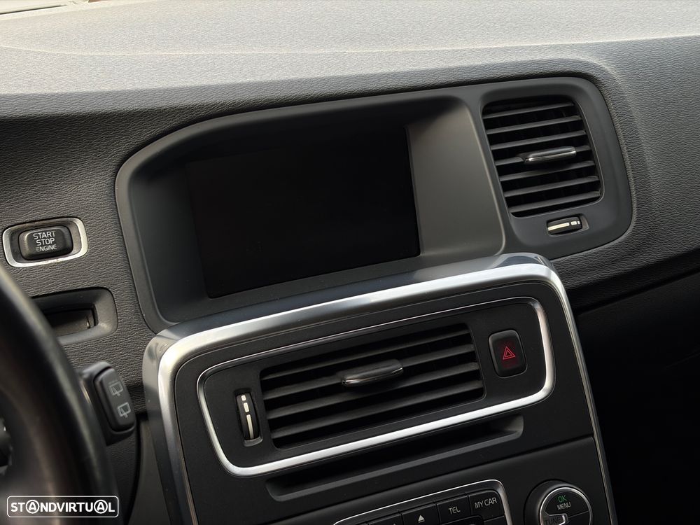 Volvo V60 - 27